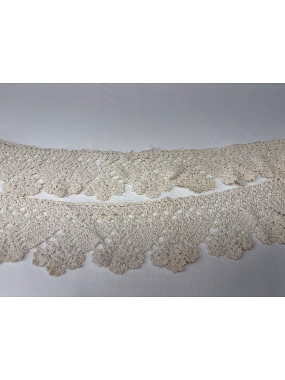 Handcrafted Crochet Lace Trim 2" x 38" Circle Cream Vintage